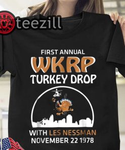 WKRP Turkey Drop With Les Nessman Nov 22 WKRP In Cincinnati T Shirt