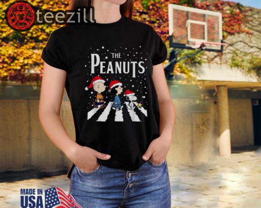 Peanuts characters Merry Christmas Shirt