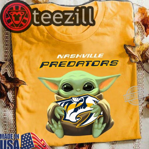 Logo Nashville Predators Baby Yoda Hug Shirt