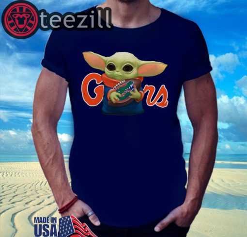 New Baby Yoda hug Gators Florida T-shirts