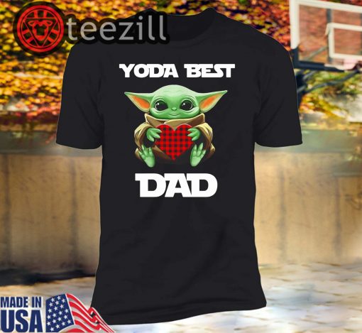 Baby Yoda hugging heart Yoda Best Dad Tshirts