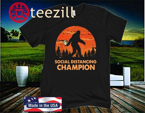 Bigfoot Toilet Paper Social Distancing 2020 T-Shirt