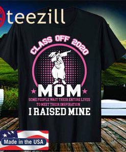 Proud Mom of a Class of 2020 Graduate Senior Gift T-Shirt