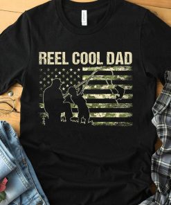 Reel Cool Dad American Flag Camo Father's Day Gift Ideas Fathers Day 2020 For Grandpa Papa Daddy Dad Tee