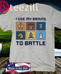 2020 I Use My Brains To Battle Chess Vintage Retro T-Shirt