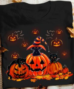 Unisex Black Cat Pumpkin Halloween Tshirt