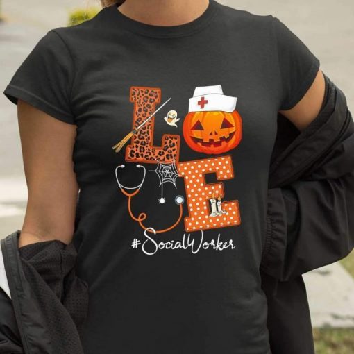 2020 Halloween Pumpkin Love Social Worker T-shirt