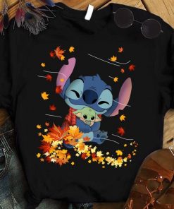 Baby Stitch Hug Baby Yoda Autumn Leaves Classic TShirt