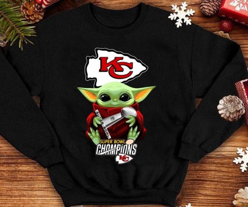 2021 Shirt Kansas City Chiefs Baby Yoda Star Wars Super Bowl LIV Champions Football Team Dad Mon Kid Fan Gift T-Shirt