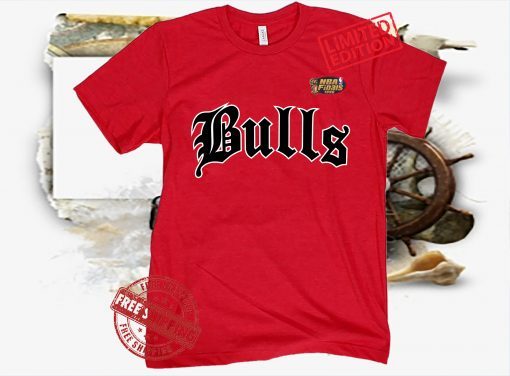 Chicago Bulls - Old English Faded Tee Shirt