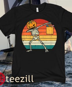 Kids Dabbing Pumpkin Skeleton Candy Retro Toddler Boys Halloween Classic T-Shirt