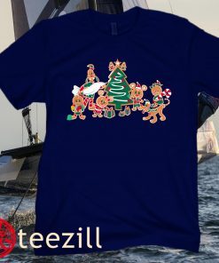 Disney Mickey Minnie Goofy Pluto Chip Dale Christmas Tree Gift Tee Shirt
