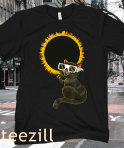 Solar Eclipse Funny Cat Eclipse Glasses 04 08 2024 Tee Shirt