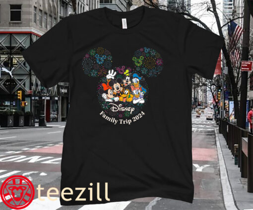 Vacation Family Gift Disney Mickey & Friends T-Shirt
