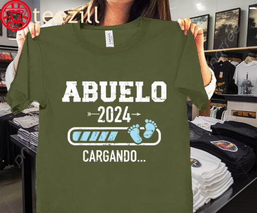 Premium Abuelo 2024 Cargando T-Shirt