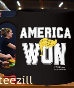 Straka Walkaway America Won Trump Shirt Mug