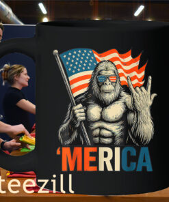 Patriotic Bigfoot Merica Rock American Flag 4th Of July Mug