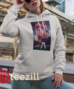 Posters Terry Francona 2,000 Career Wins MLB Shirt Hoodies