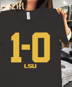 LSU Football Wearing 1-0 Shirts