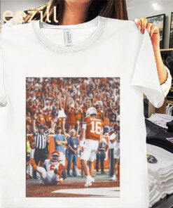 Posters Arch Manning Stare Down Shirt Texas Longhorns Tee