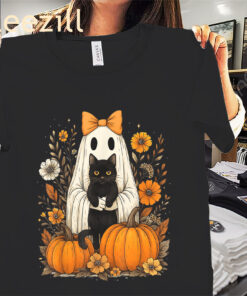 Vintage Ghost Holding Black Cat Groovy Floral Shirt Halloween 2025 Unisex