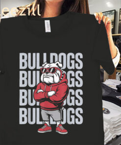 Vintage Retro Bulldogs Gift for Men Women Boys Girls Kids Tee Shirt