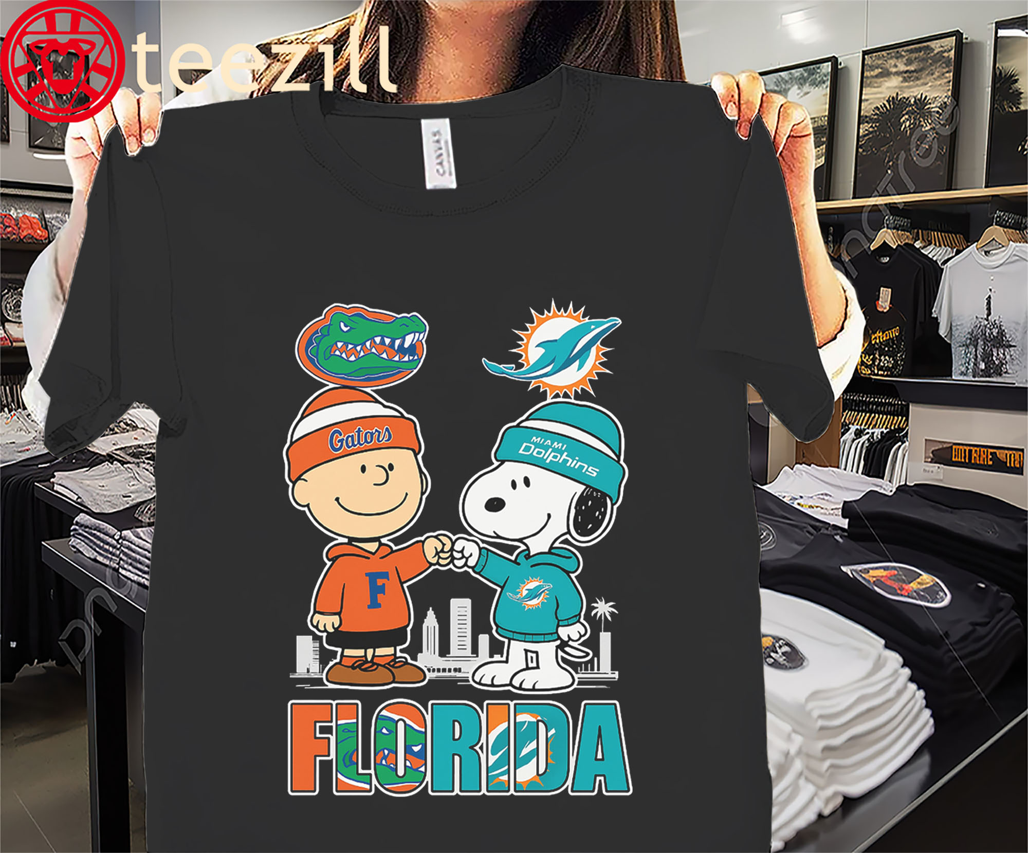 Limited- Charlie Brown Florida Gators And Snoopy Miami Dolphins Shirt