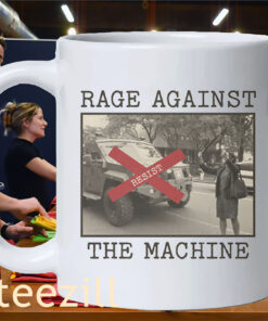 New York Woman Middle Finger Resist Mug