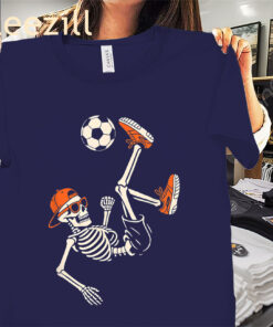 Soccer Tee for Teens Boys Men T-Shirt Funny Halloween Skeleton Shirts