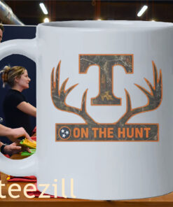 University Of Tennessee Vols On The Hunt Logo Official Mug