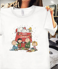 Charlie Brown, Snoopy, Peanuts Xmas Shirt Snoopy Christmas 2025 Tees