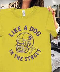 J.J. McCarthy Like a Dog in the Street Shirt – Minnesota Football Grit Tee