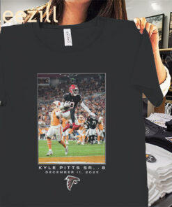 Kyle Pitts Sr. Black NFL Flash Features Week 15 T-Shirt Atlanta Falcons Football Tee
