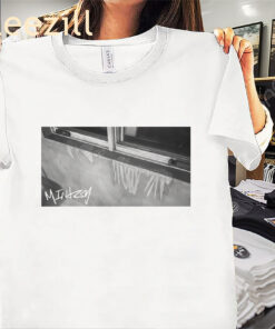 Mintzy Wall Tee Limited Editions