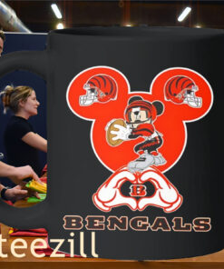 Cincinnati Bengals Football Tee Mickey Mouse Love Heart Shirt Mug