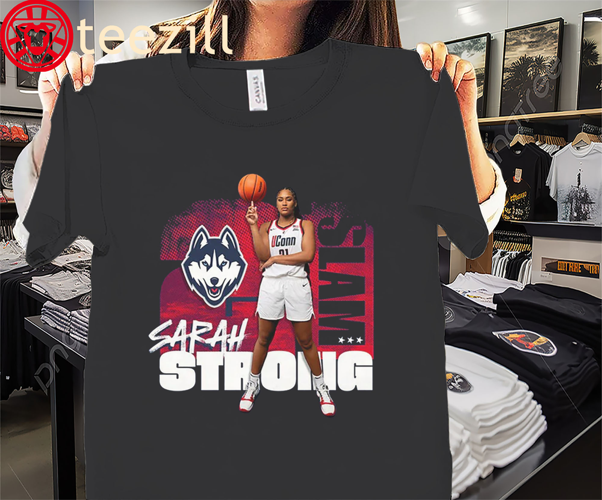 Posters SLAM UConn Huskies Sarah Strong Tee Shirt