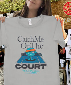 Mitchell & Ness White Catch Me On The Court Fleece – Retro Basketball Tees