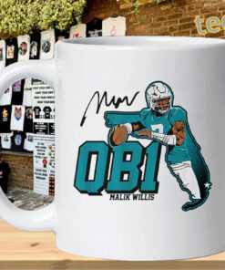 QB1 Down in Miami Shirt – Malik Willis Football Fan Mug