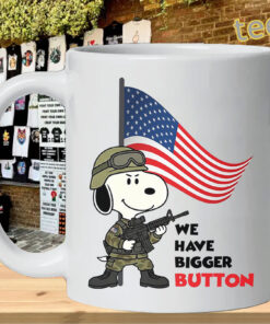 Snoopy Soldier American Flag Mug