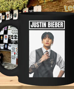 Pop Fan Crossover Tee-mug-design