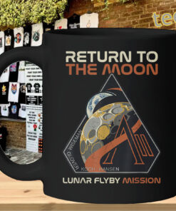 Vintage Artemis II Moon Return Retro NASA Mission mug-design