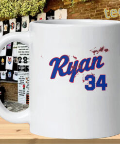 Vintage Baseball Pitcher Shirt-mug-design