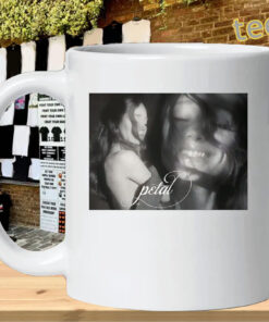 Ariana Grande Eternal Sunshine – New Album Petal-mug-design