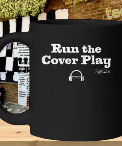 Run The Cover Play Scott Van Pelt Sports mug-design
