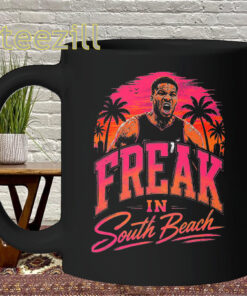 Freak In South Beach Shirt - Giannis Miami Heat Tee Mug
