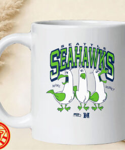 Seattle Seahawks Finding Nemo Seagulls Tee mug-design