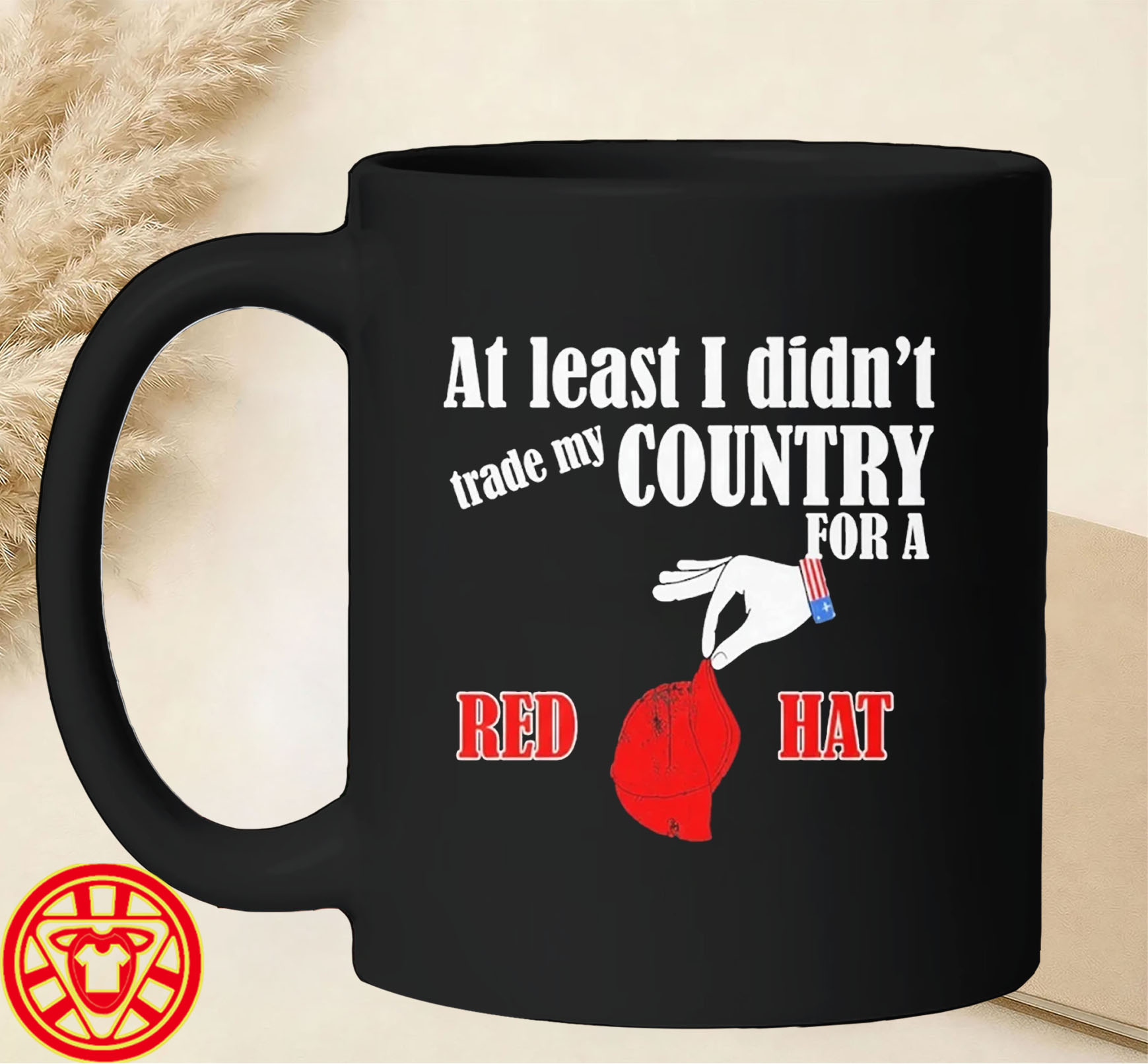Traded My Country Red Hat mug-design