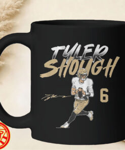 Tyler Shough Name & Number Pose-mug-design