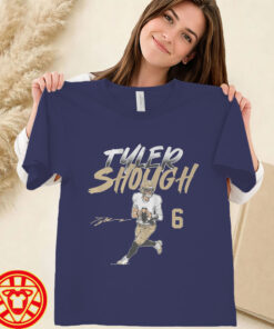 Tyler Shough Name & Number Pose-women-design