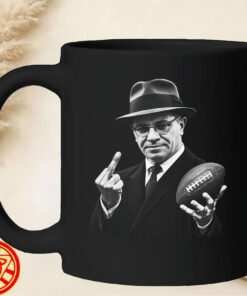 Vince Lombardi Football Middle Finger mug-design